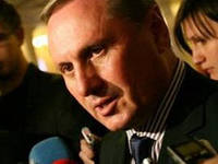 Трудолюбивый Ефремов продолжает сеять панику. По его словам, из-за оппозиции Рада не сможет работать всю неделю